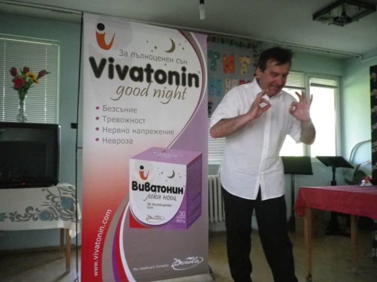 Фирма Борола и актьорите от Сатиричния театър продължават да радват възрастните хора!