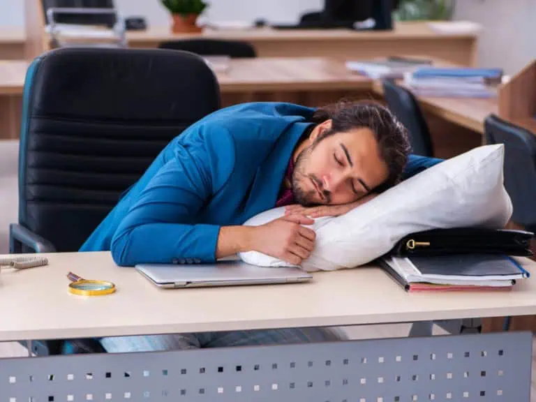 повишена сънливост през деня